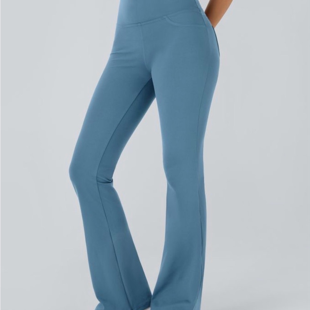 HALARA HaloTek Air DayStretch High Rise Flare Leggings Blue Size Small NWT